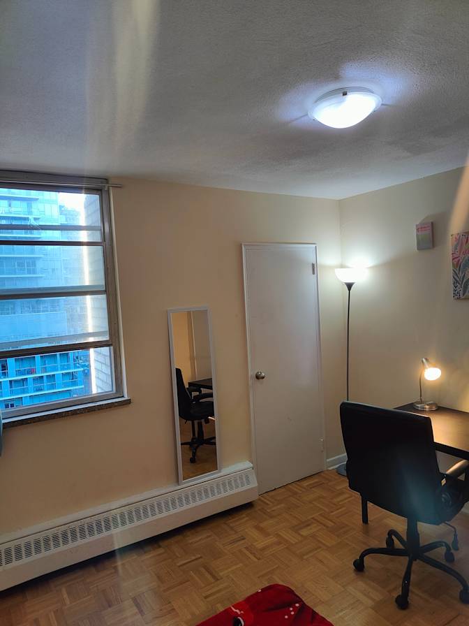 Akshay's room
