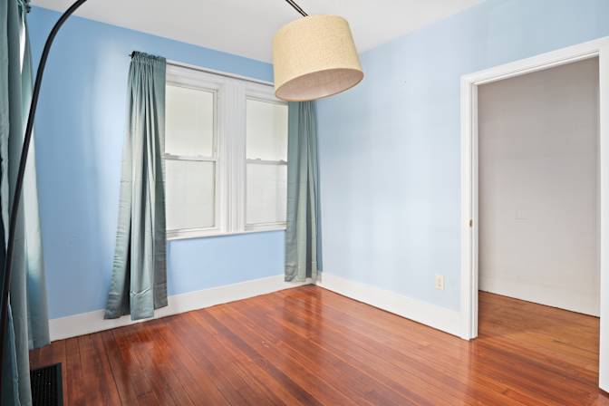 Sam June's room