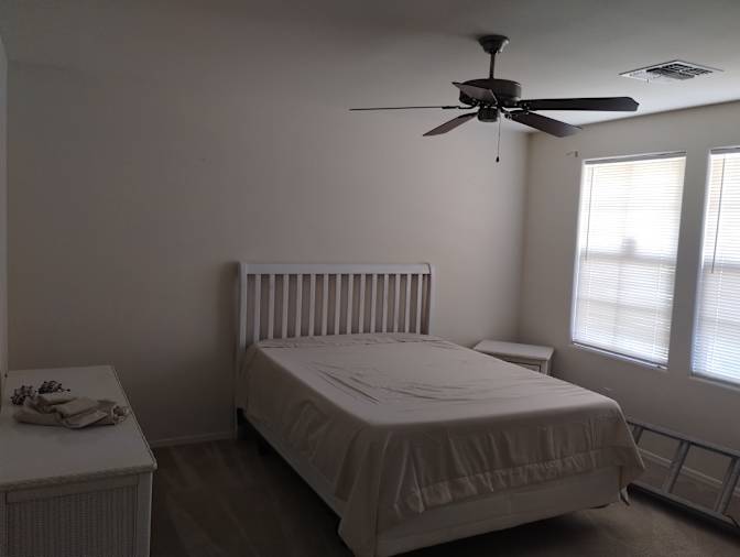 Manuel's room
