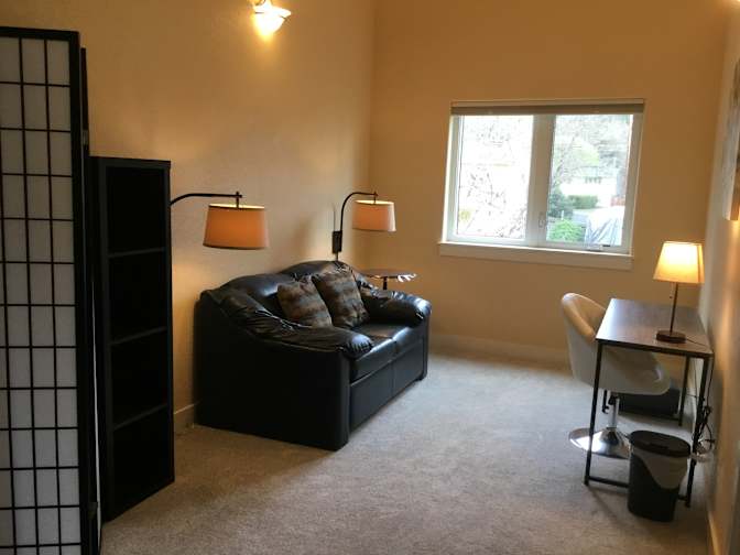 Walker Ave's room
