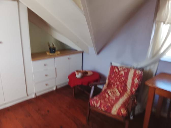 Dee's room