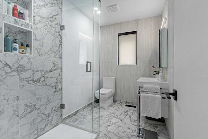 Alexia Economakis's room