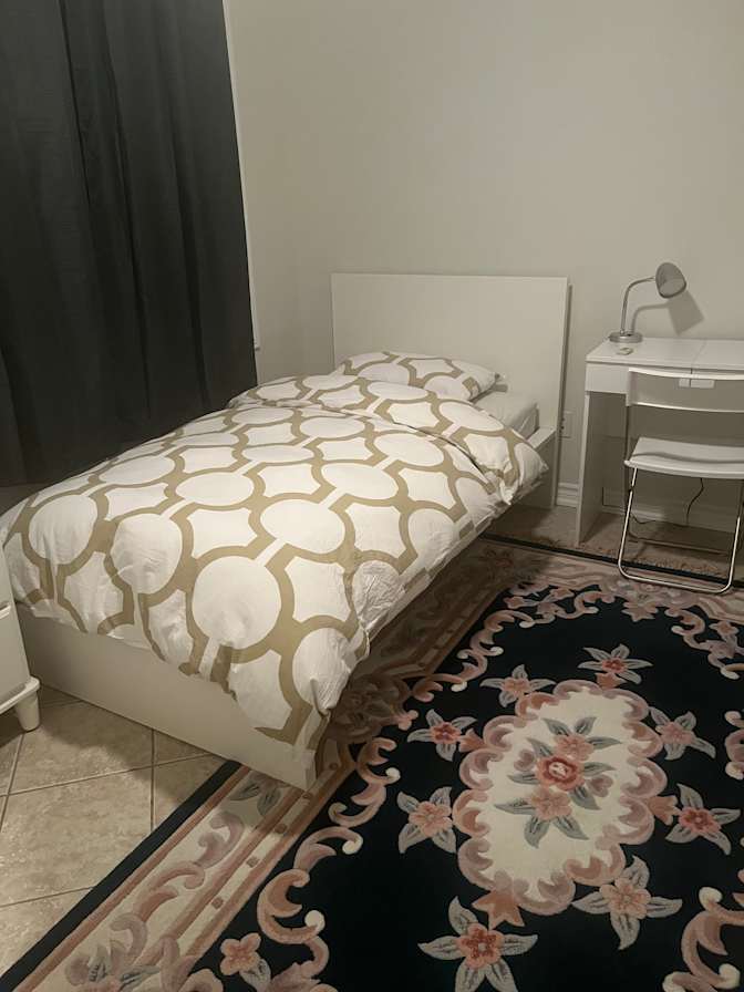 Russelle's room