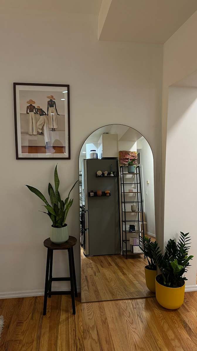 Valeria's room