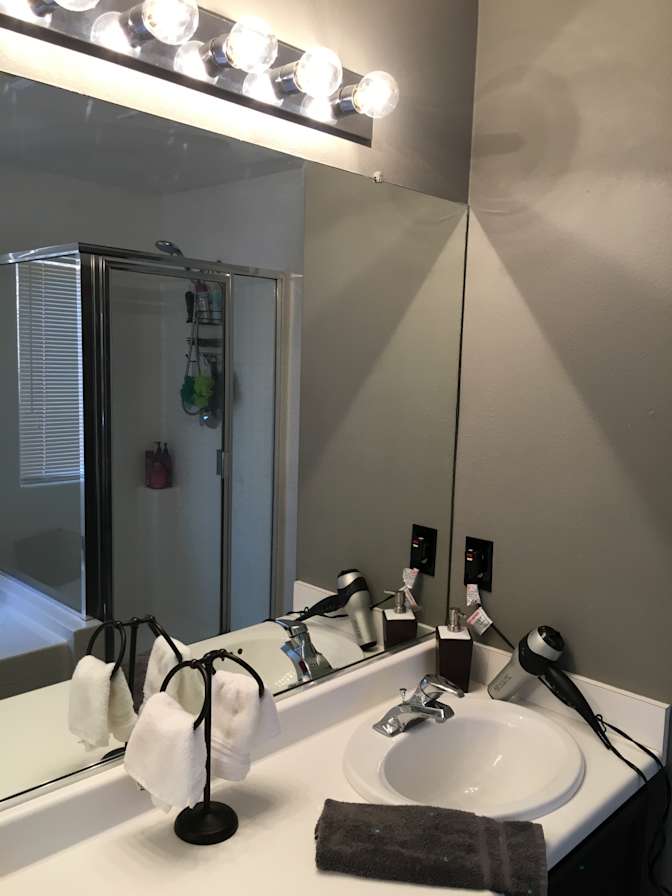 Paul  Okonkwo's room