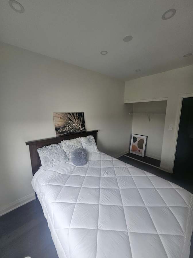 Clarizz's room
