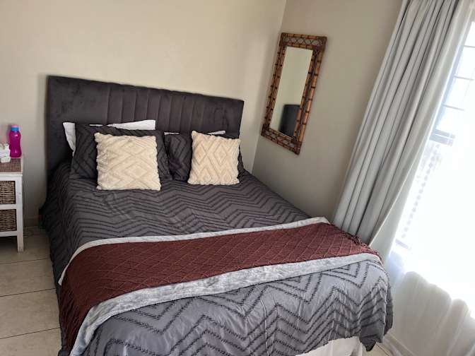 Luzanne's room