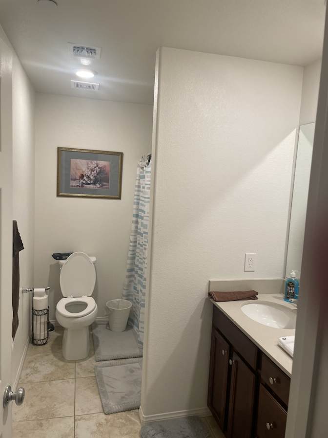 Adonis's room