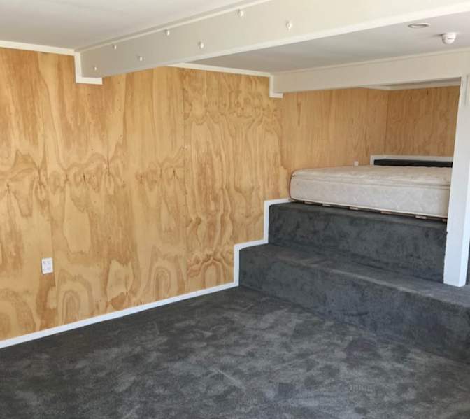 Tee's room