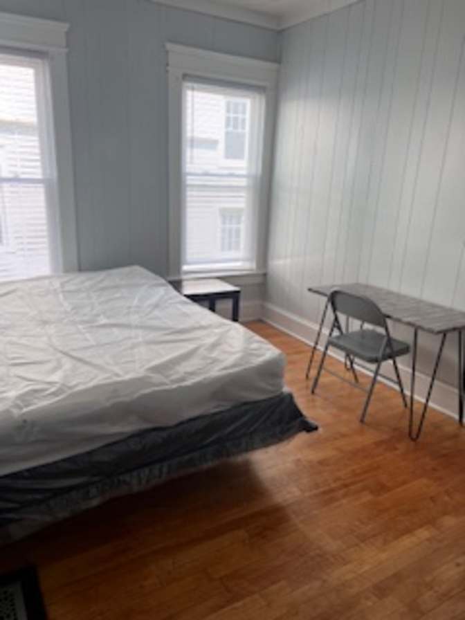 Goldie's room