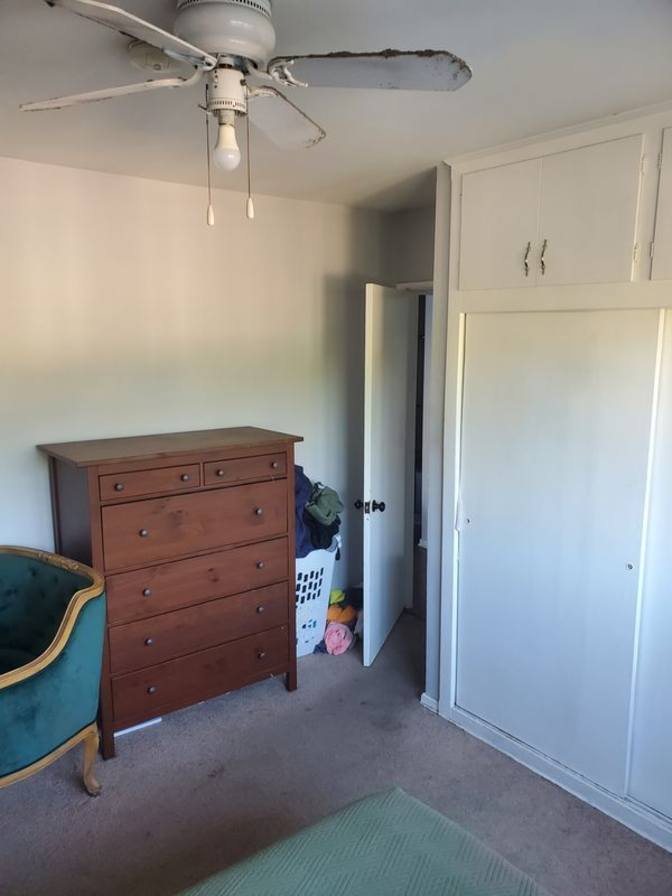 Lungile Excelent's room