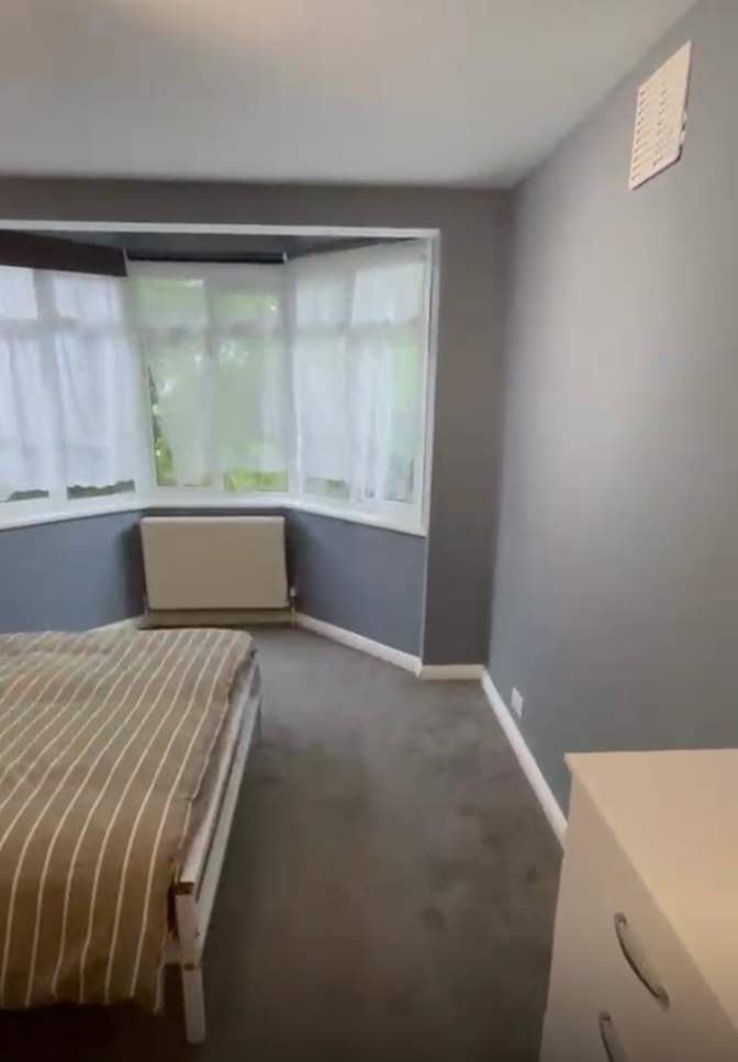 Zeeshan Ahmad's room