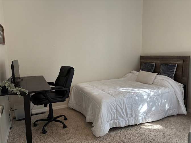Andrea's room