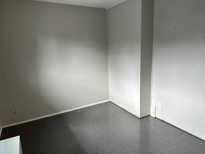 Tara's room
