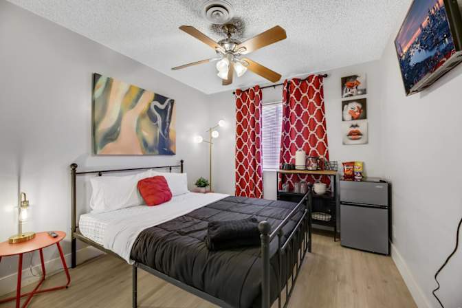 PadSplit's room