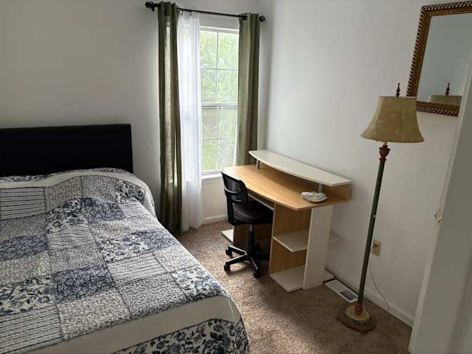 Lee's room