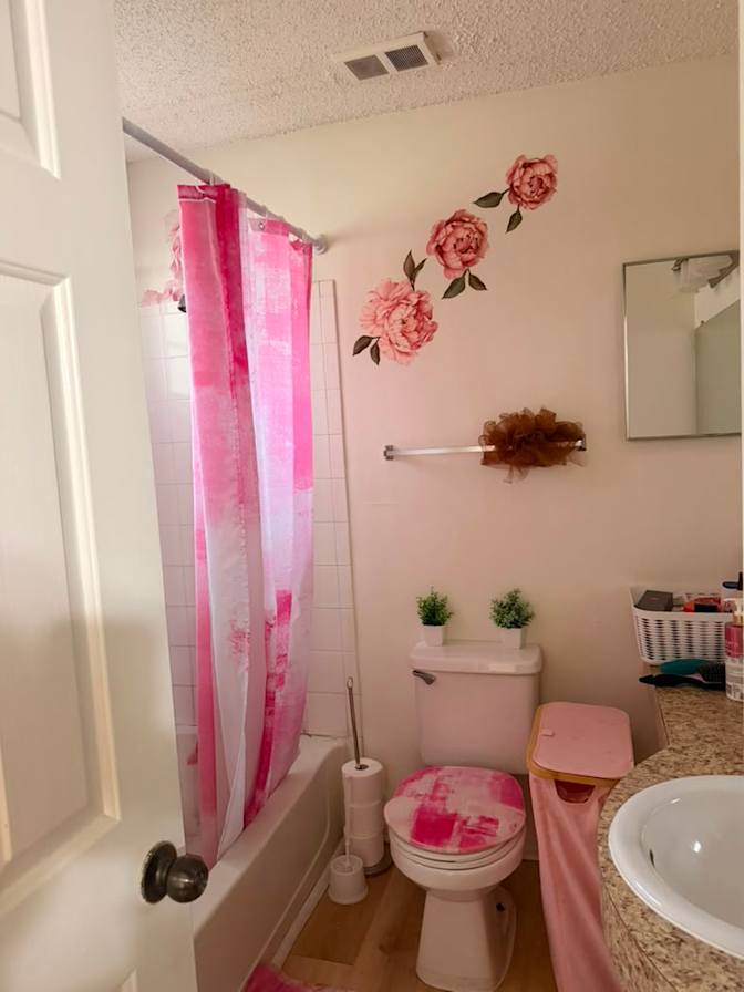Sade's room