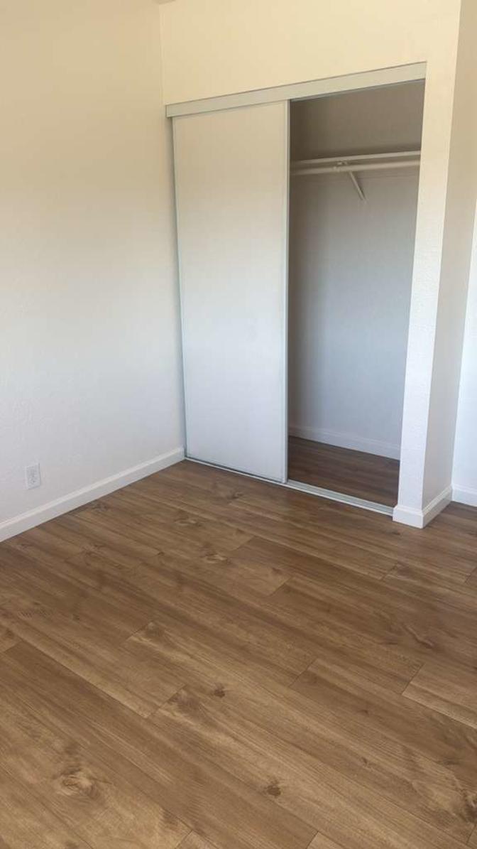Reliantrental's room