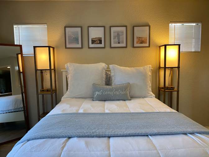 Liz's room