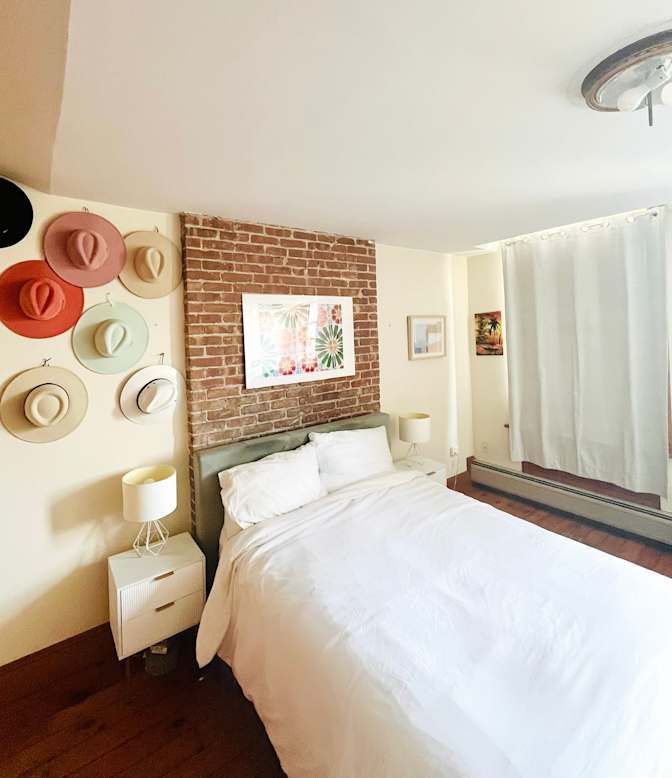 Dorry's room
