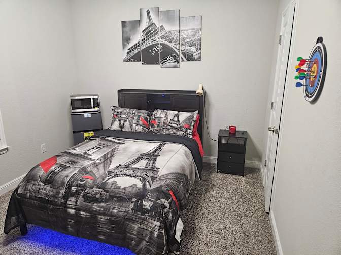 Scherrie's room