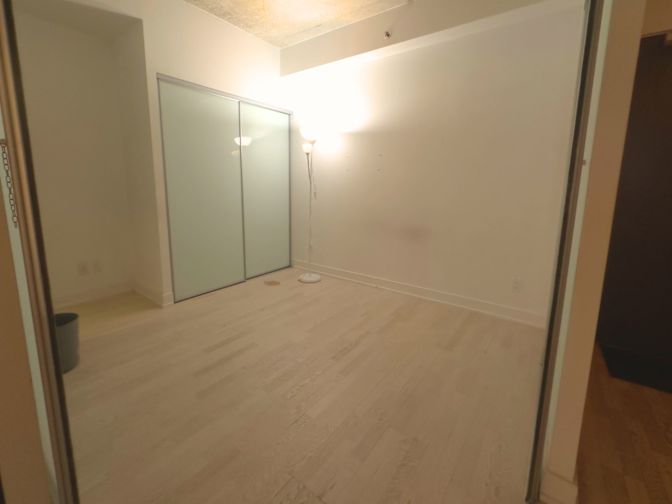 Howard's room