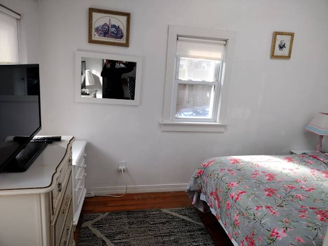 Cadol's room