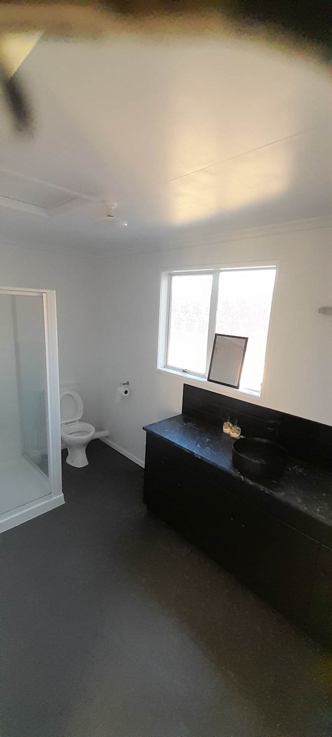 steve kenny's room