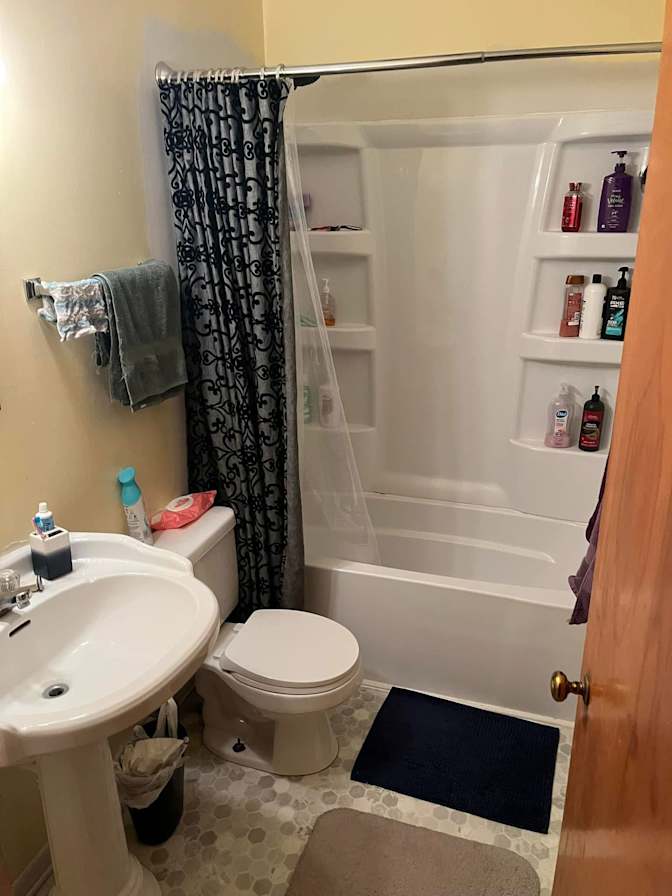 Holly's room
