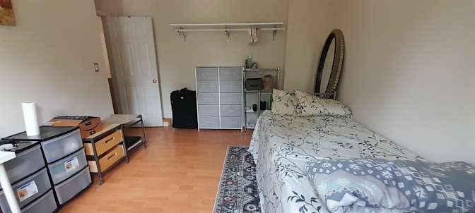 Jo's room