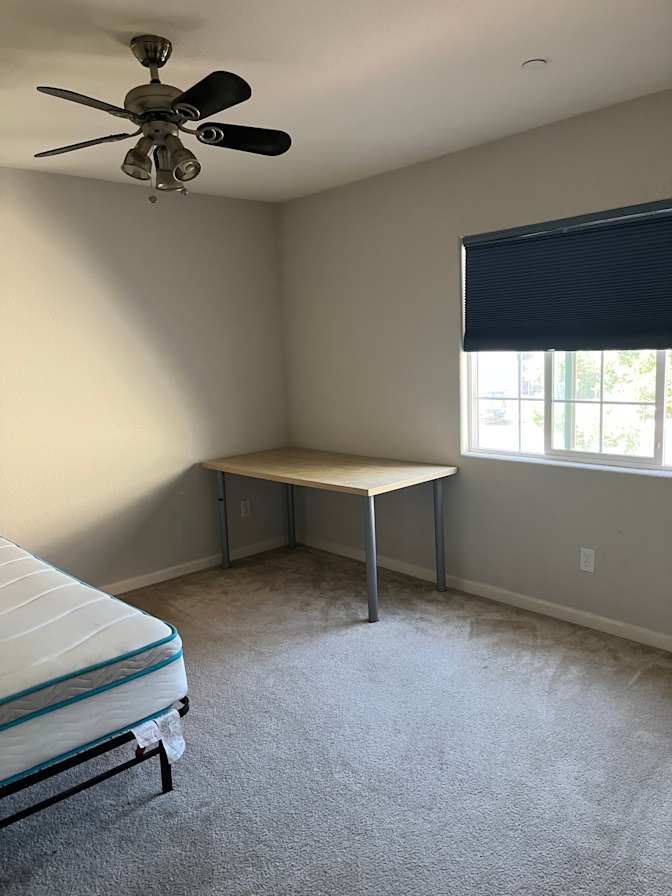lisa mak's room