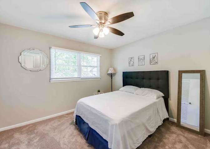 Keon's room