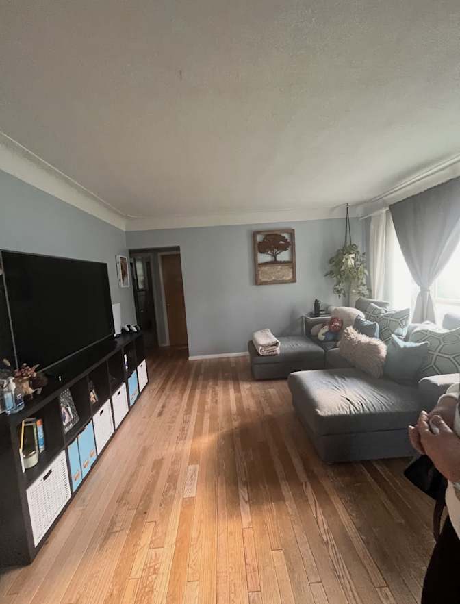 Samantha Luong's room