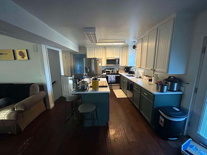 Grey's room