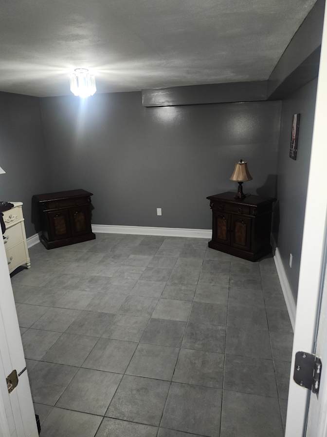 Pete Muzyka's room