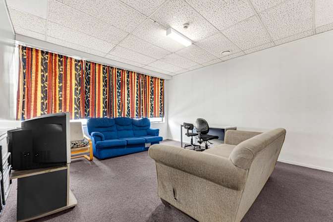 Bashir's room
