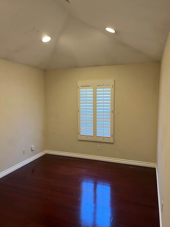 TJ S's room