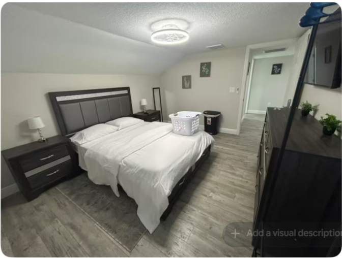 IGE Properties's room