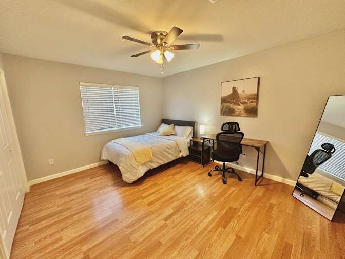 PadSplit's room