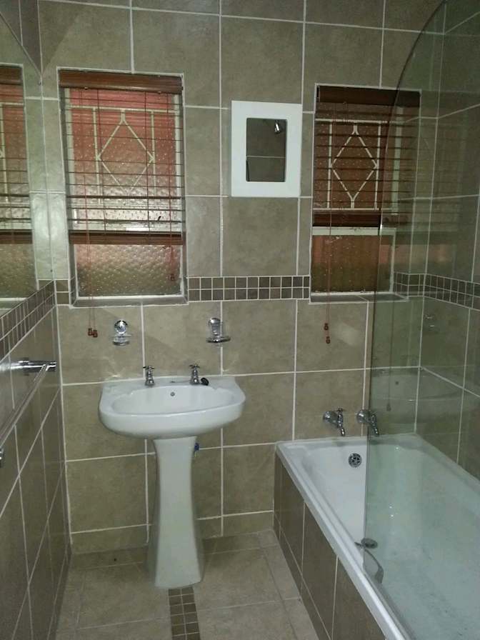 SINETHEMBA ZWANE's room