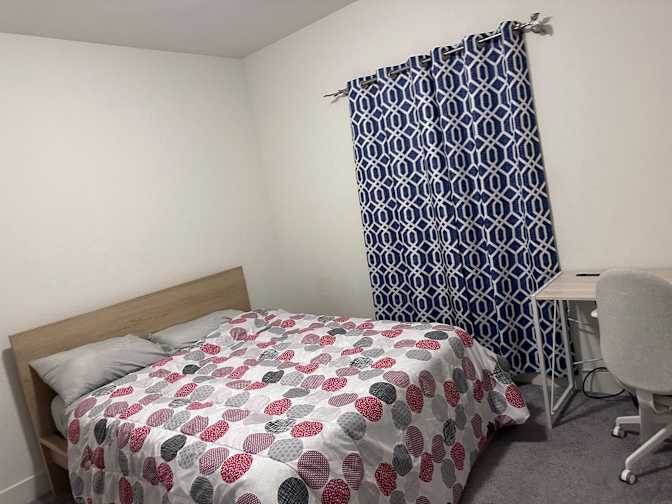 Mag F's room