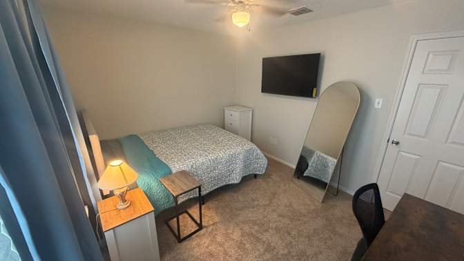 Jocelyn's room