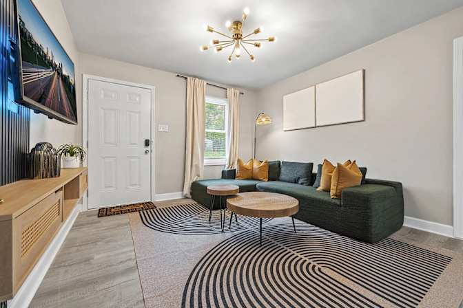 Alcove Rooms's room