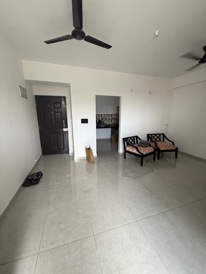 Dheeraj Khadapkar's room