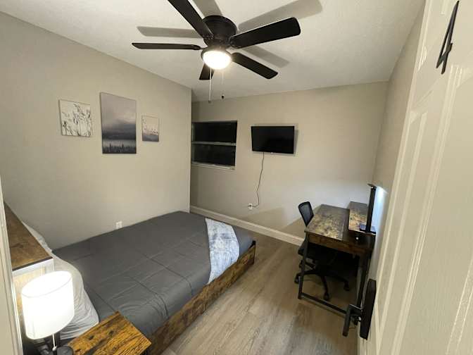 PadSplit's room