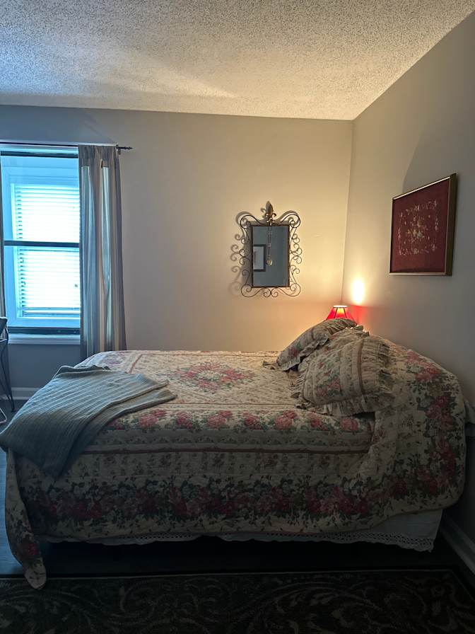 Brooksie D Wells's room