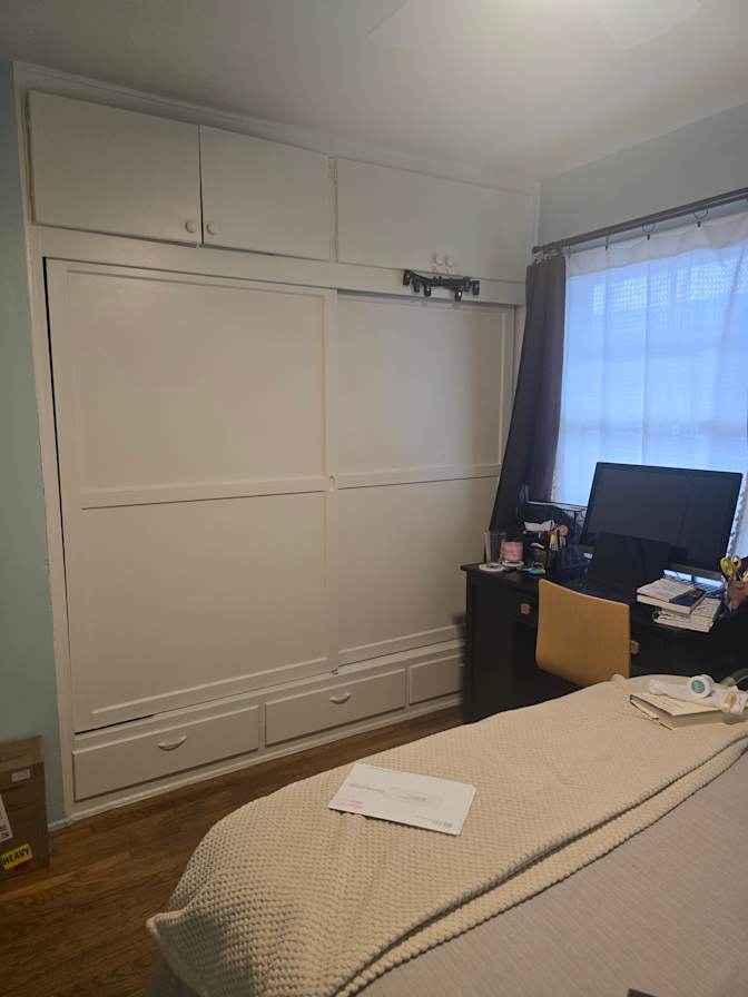 Laurence's room