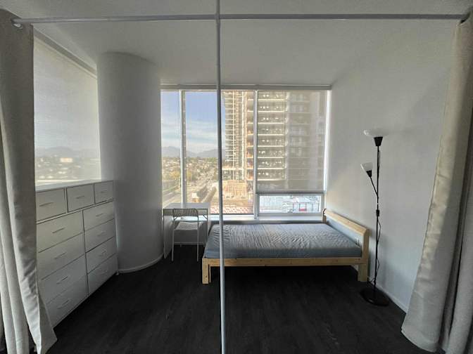 Jin's room