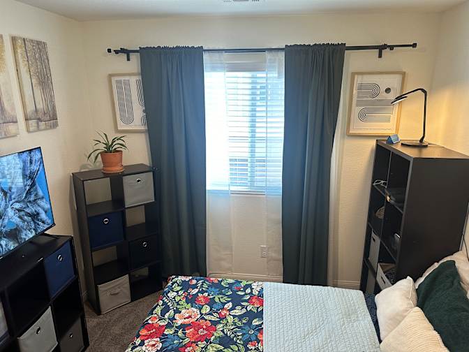 André's room