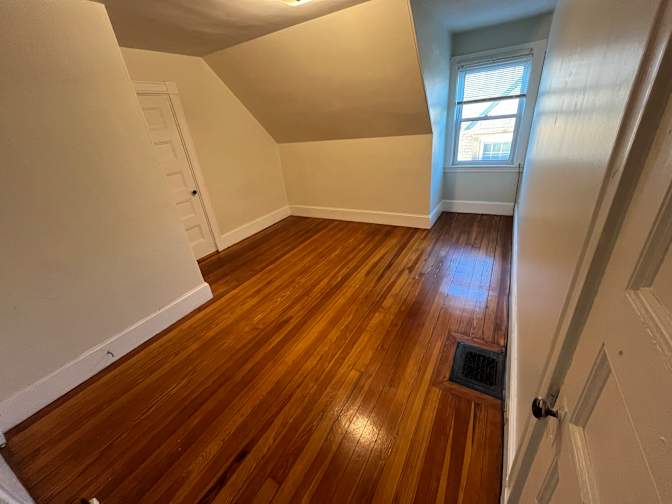 Alex O'Brien's room